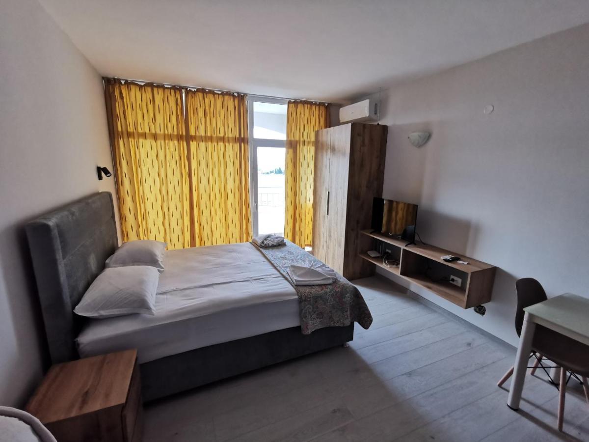 Privately Owned Studios Bora Bora Nesebar Exterior photo
